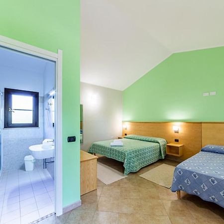 Agriturismo Is Cortillaris Càbras Exteriör bild