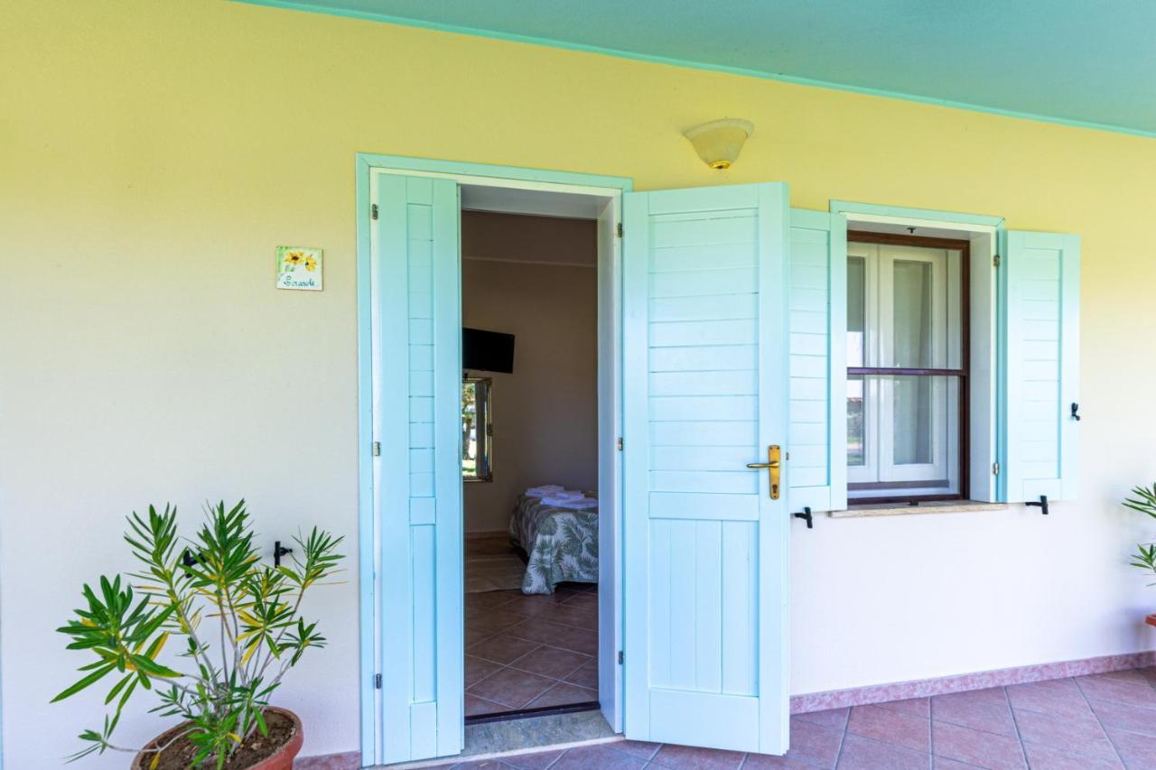 Agriturismo Is Cortillaris Càbras Exteriör bild