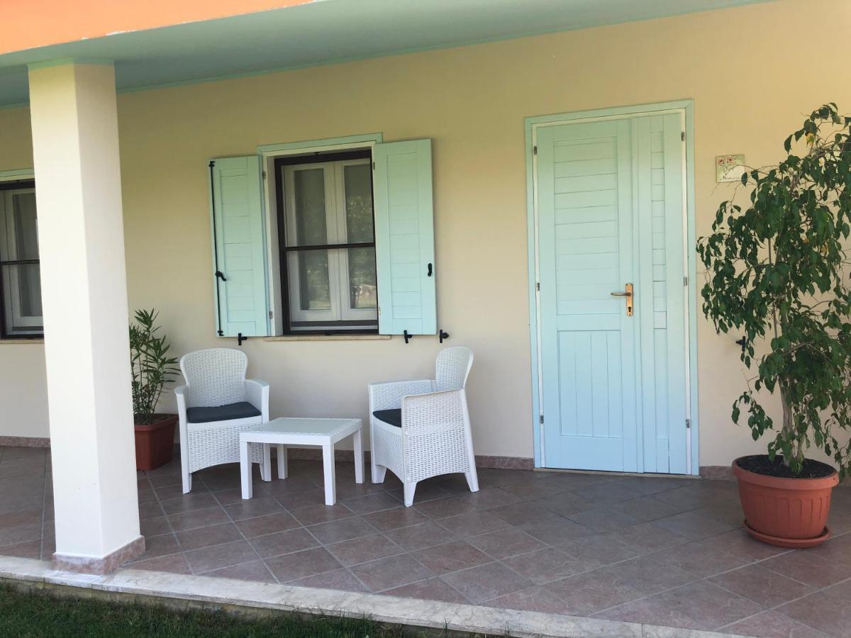 Agriturismo Is Cortillaris Càbras Exteriör bild