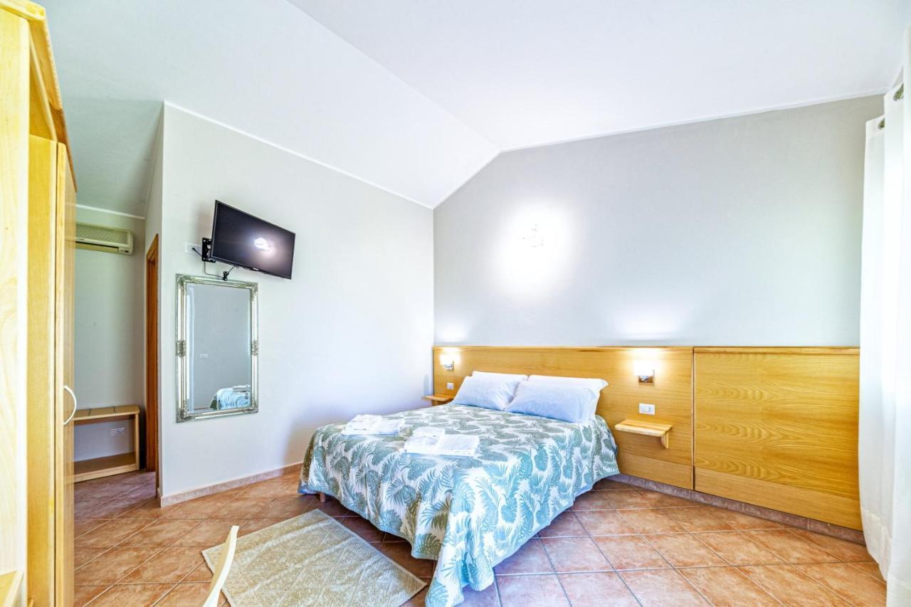Agriturismo Is Cortillaris Càbras Exteriör bild