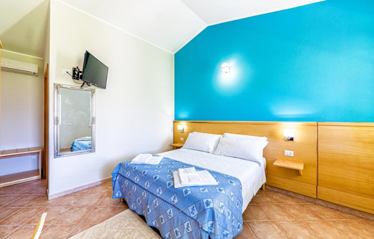 Agriturismo Is Cortillaris Càbras Exteriör bild
