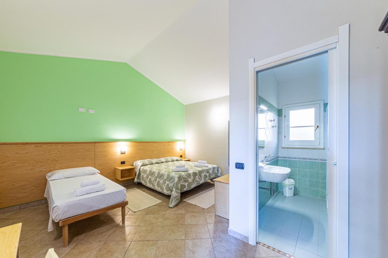 Agriturismo Is Cortillaris Càbras Exteriör bild